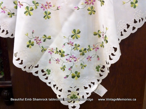 Beautiful_Emb_Shamrock_tablecloth