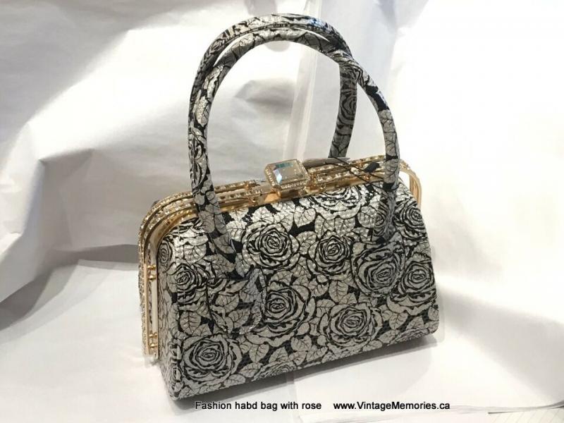 Fashion habd bag with rose  